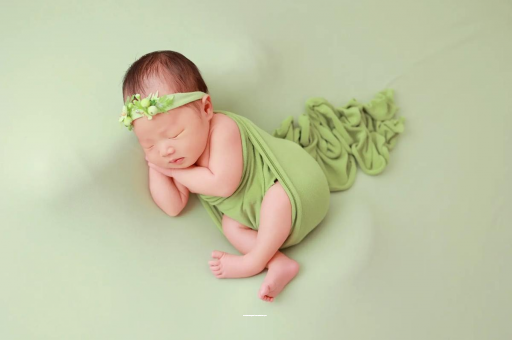 海北宝宝多大可以不用拍嗝